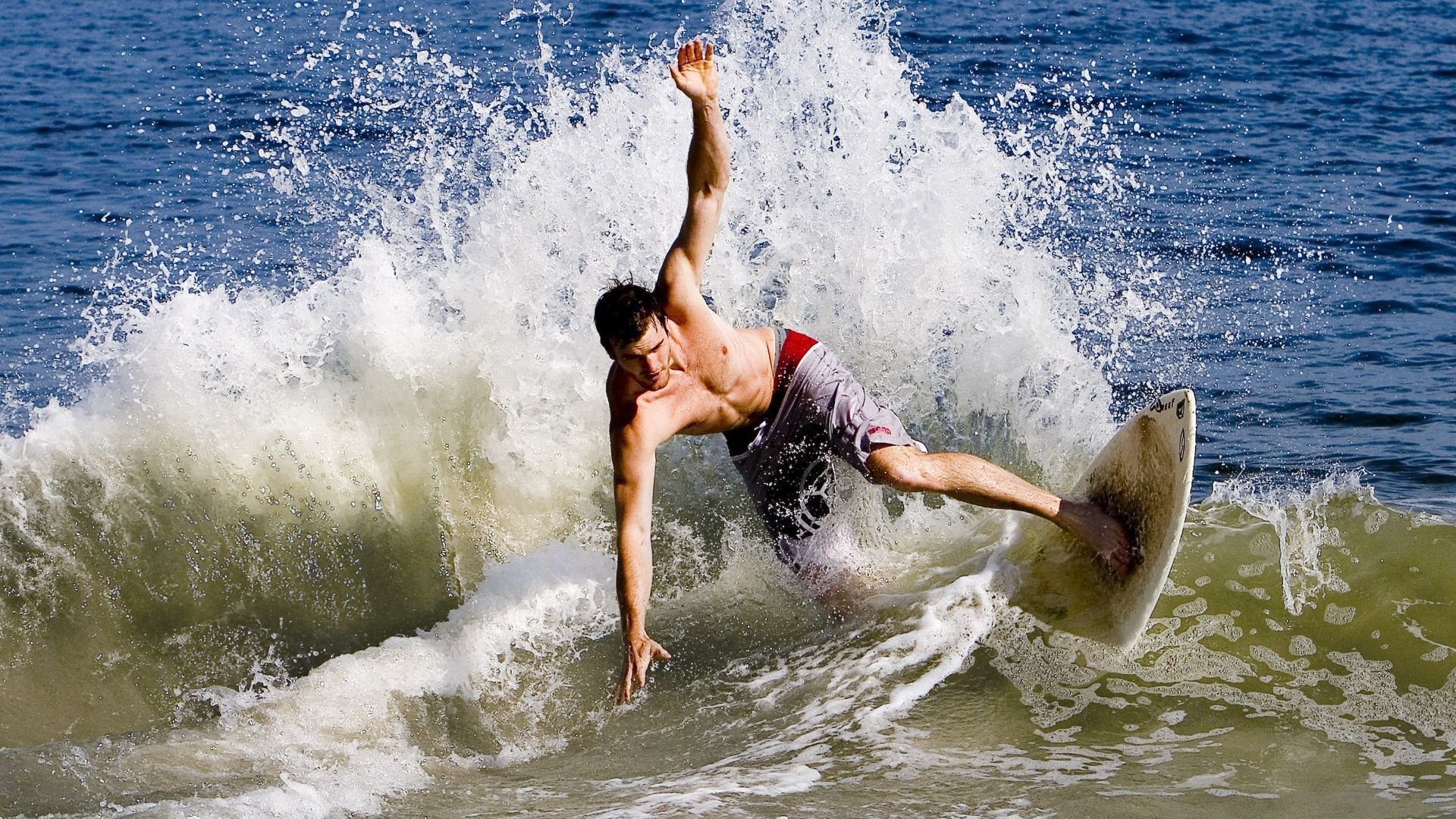 【青训故事】丁俊晖：年少成名的成长记忆，你认识丁俊晖吗