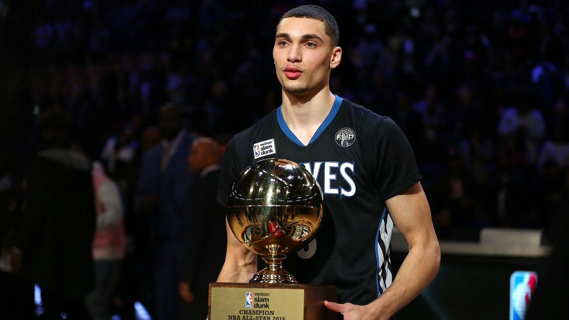 乐鱼体育平台app下载-史上最年轻“冠军射手”首次亮相欧冠，最年轻的s赛冠军