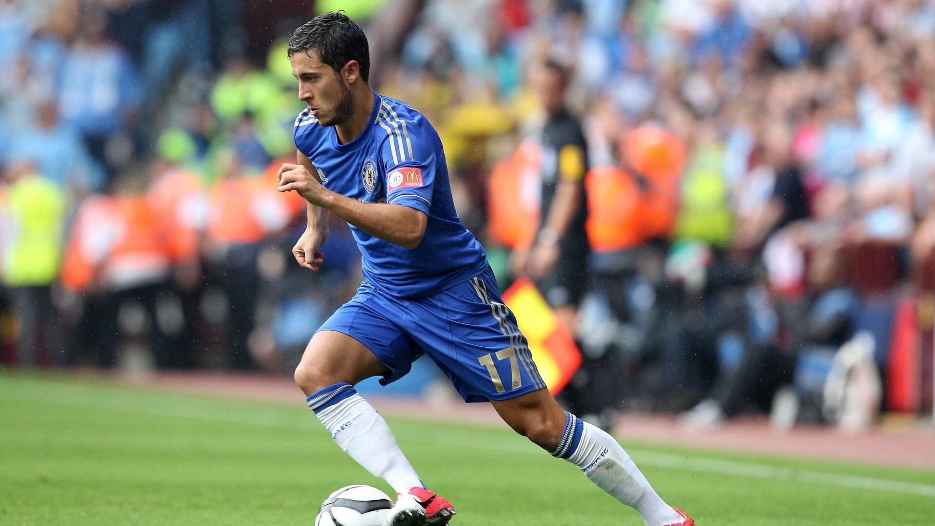 赛场上的“绝世绝技”:突破、传球、扣篮大集合,突破扣篮倾向